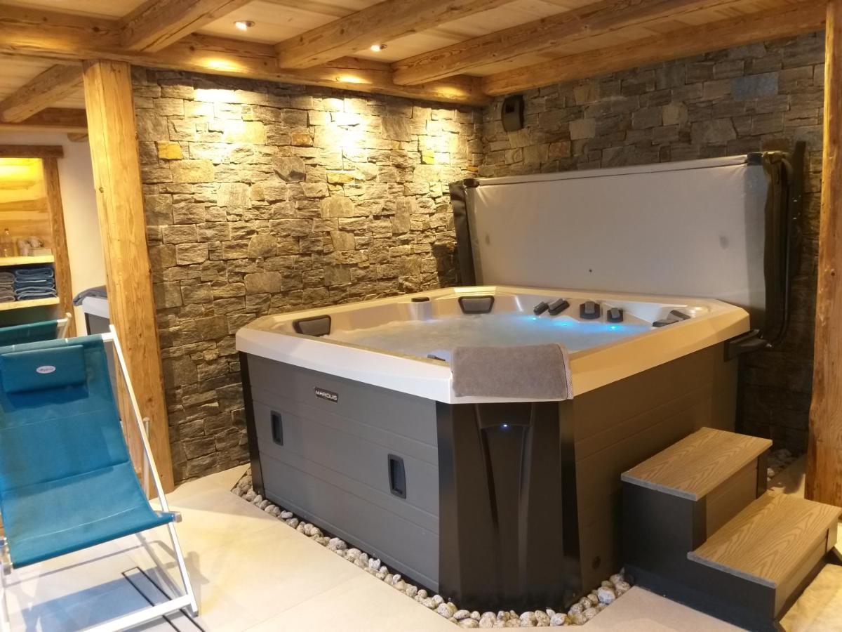 La Grange D'Aldare Chambres D'Hotes กงบลู ภายนอก รูปภาพ
